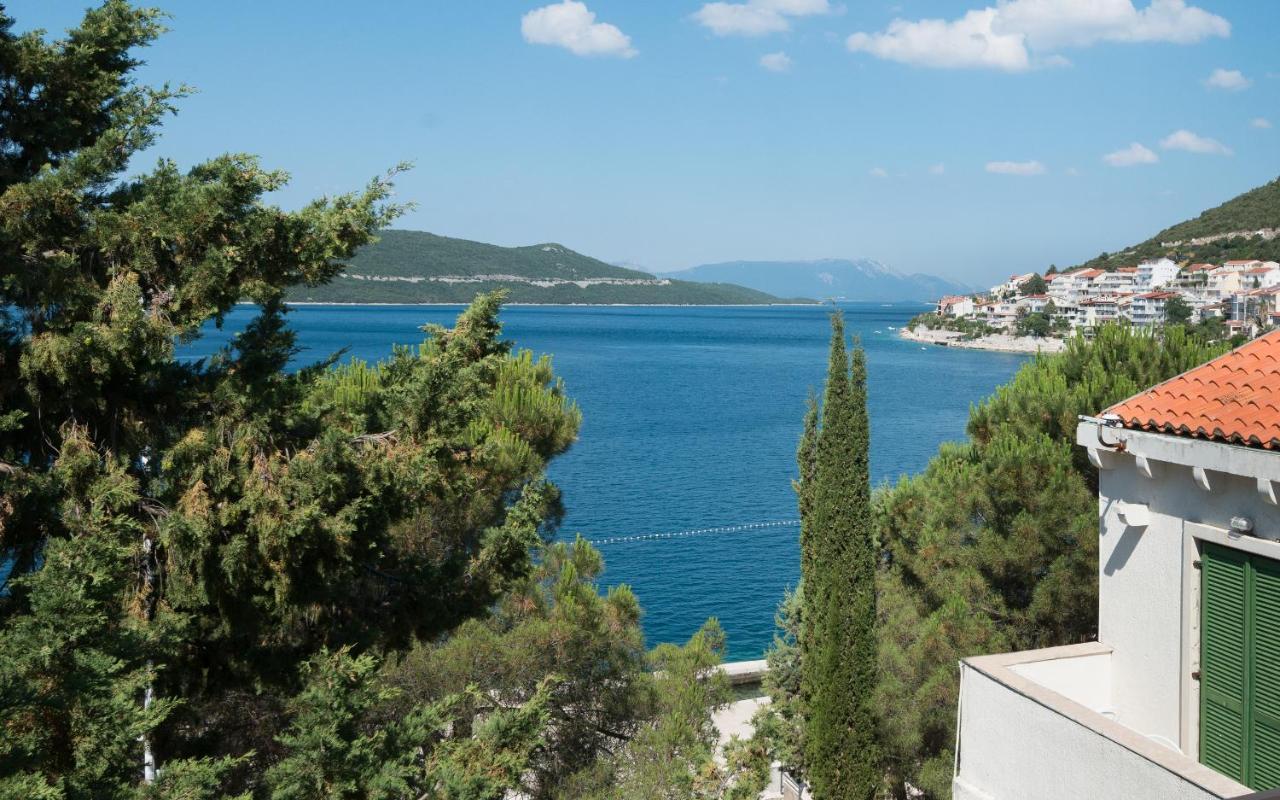 Hotel Zenit Neum Bagian luar foto
